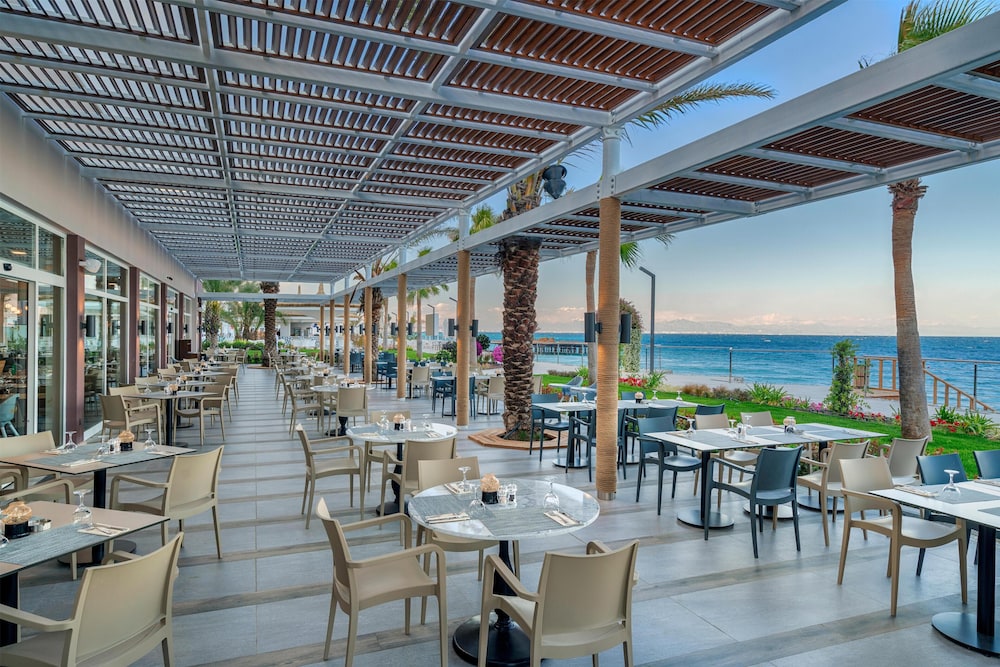 Corendon Playa Kemer - Ultra All Inclusive — Restaurant & bars in Kemer