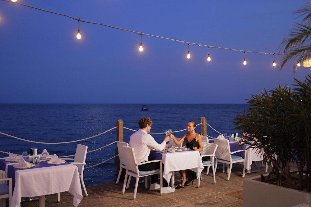 Corendon Playa Kemer - Ultra All Inclusive — Restaurant & bars in Kemer