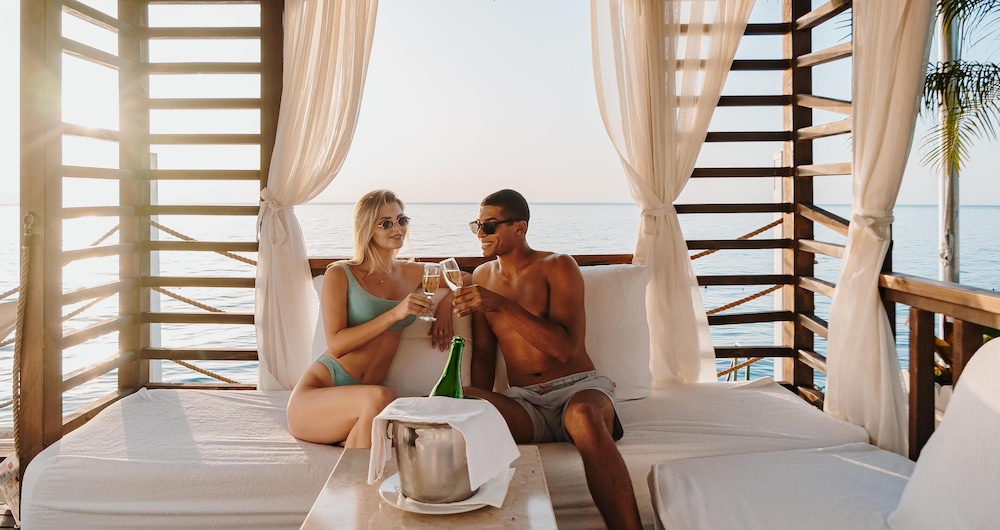 Corendon Playa Kemer - Ultra All Inclusive — Restaurant & bars in Kemer