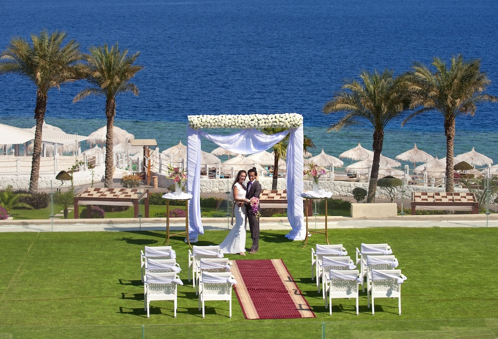 SUNRISE Arabian Beach Resort — Hotel building in Sharm El Sheikh, Red Sea