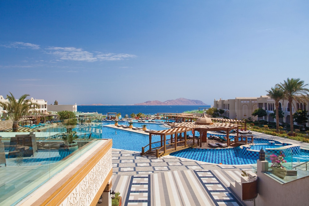 SUNRISE Arabian Beach Resort — Main photo in Sharm El Sheikh, Red Sea