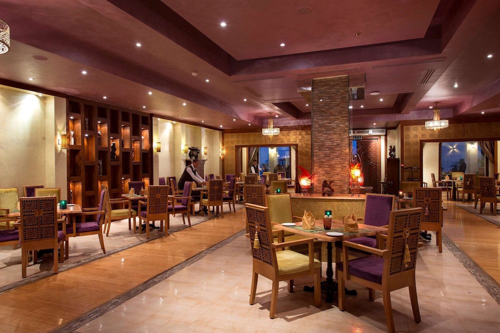 SUNRISE Arabian Beach Resort — Restaurant & bars in Sharm El Sheikh, Red Sea