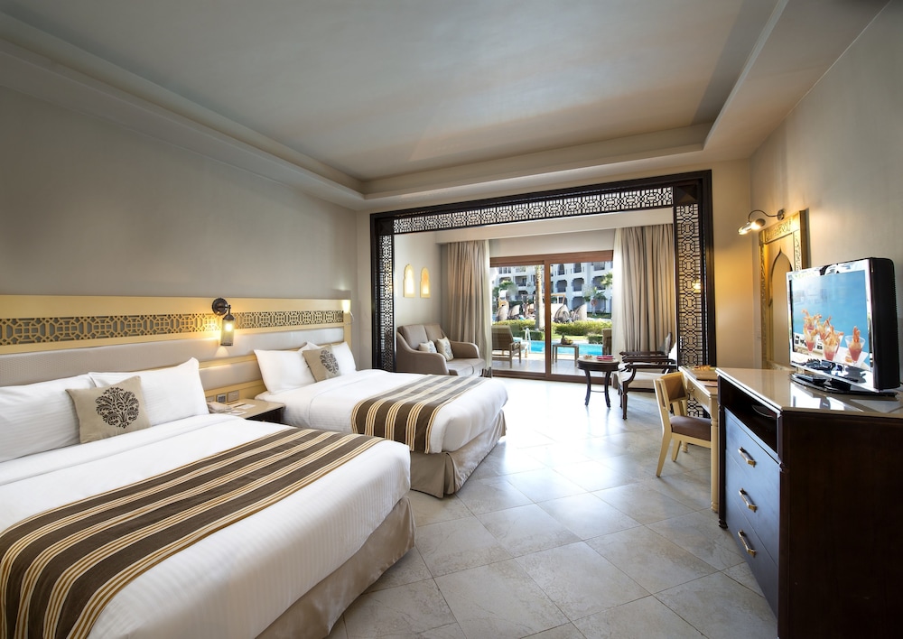 SUNRISE Arabian Beach Resort — Hotel rooms in Sharm El Sheikh, Red Sea