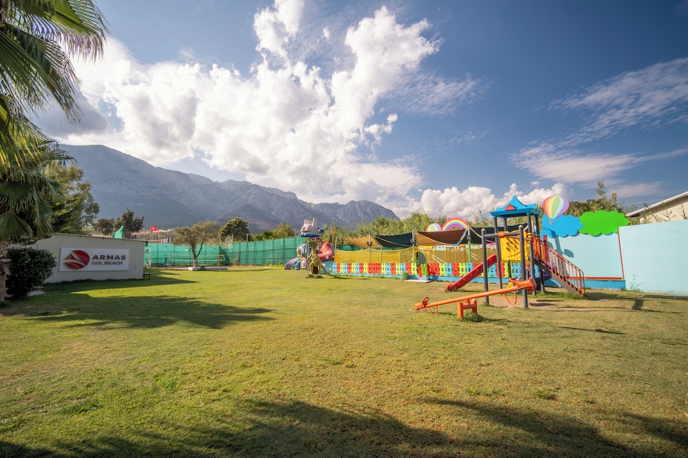 Armas Gul Beach - All Inclusive — Attractions for children in Kemer
