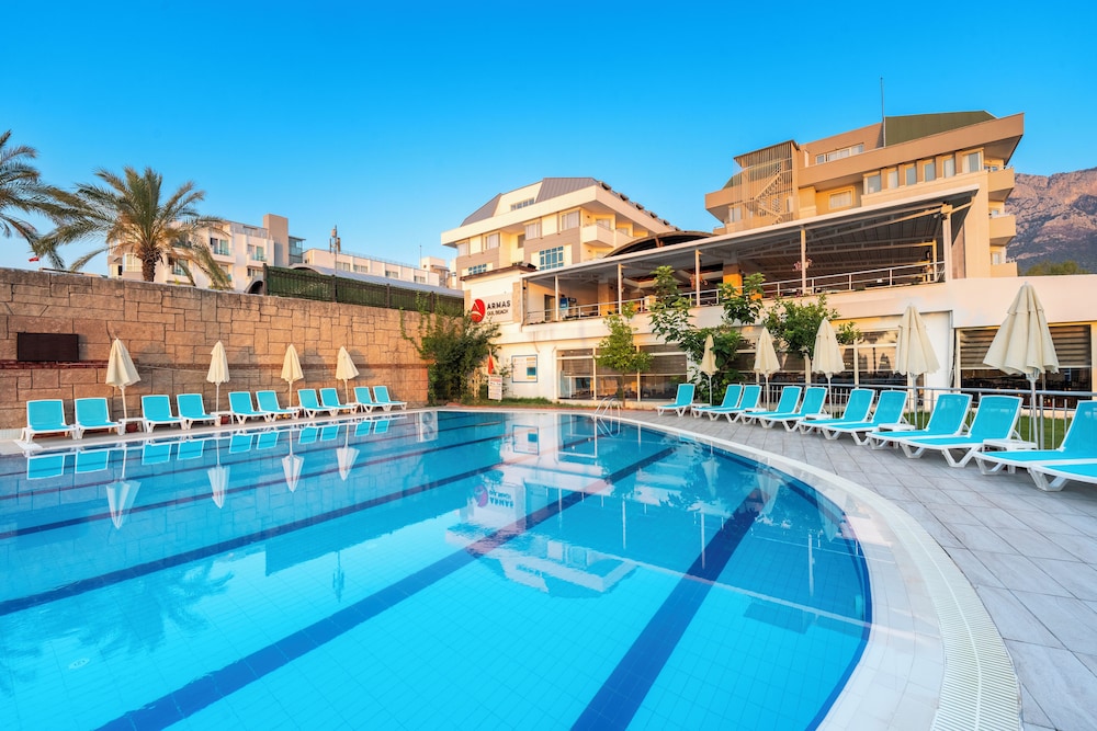 Armas Gul Beach - All Inclusive — Swimming pool in Kemer