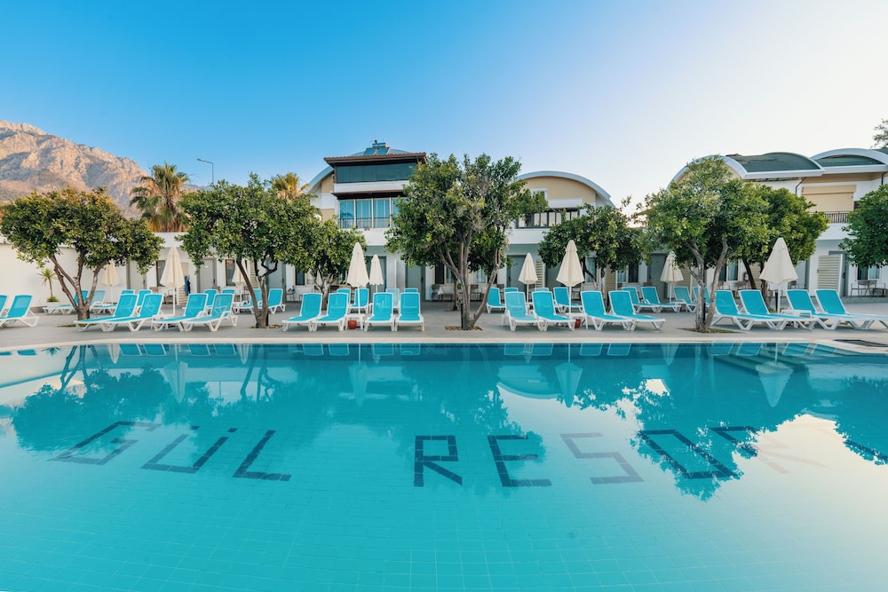 Armas Gul Beach - All Inclusive — Swimming pool in Kemer