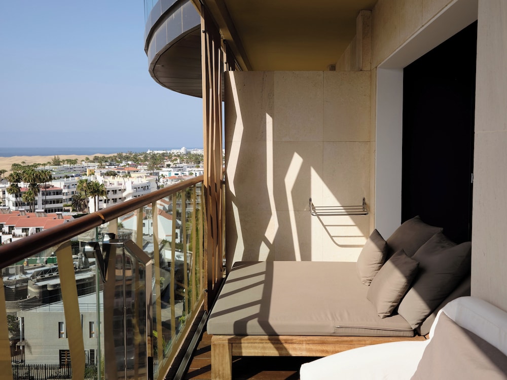 Bohemia Suites & Spa - Adults only — Rooms in Playa del Ingles, Canary Islands