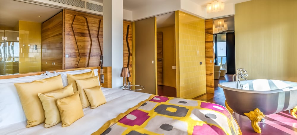 Bohemia Suites & Spa - Adults only — Rooms in Playa del Ingles, Canary Islands