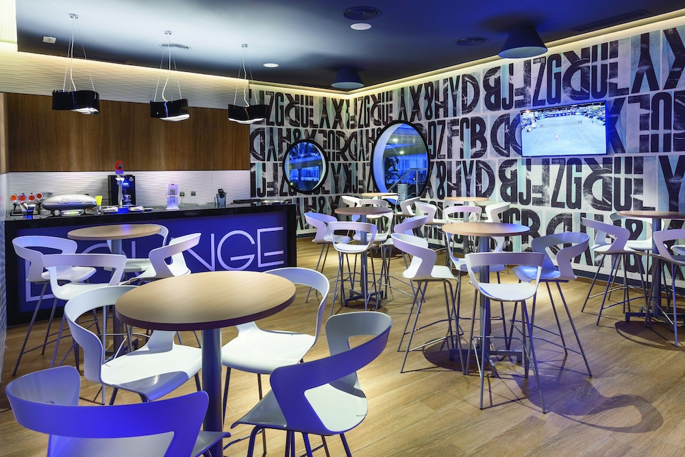Hotel Riu Costa del Sol - All Inclusive — Restaurant & bars in Torremolinos, Andalusia