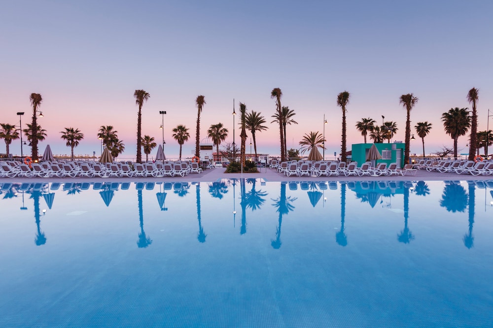 Hotel Riu Costa del Sol - All Inclusive — Swimming pool in Torremolinos, Andalusia