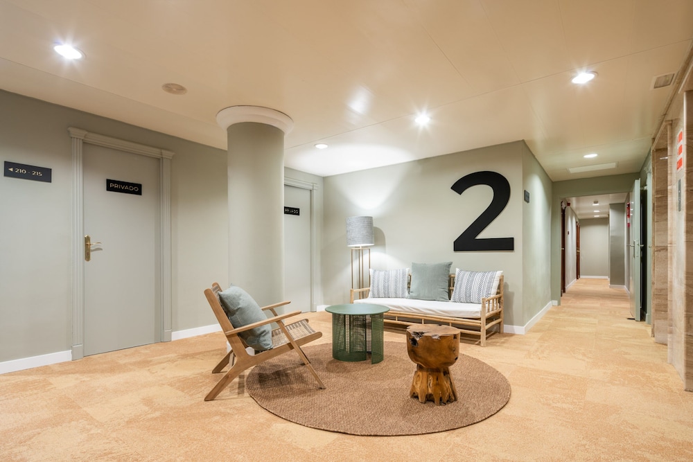 Hotel Edén Nord Soller — Hotel building in Puerto de Soller, Balearic Islands