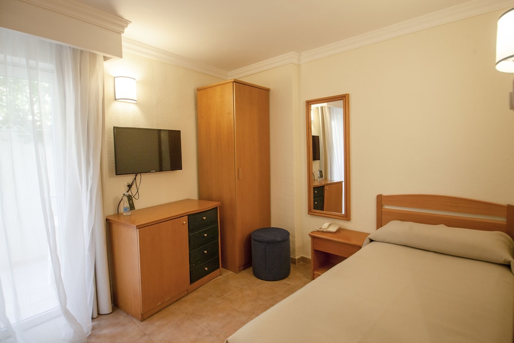 Hotel Edén Nord Soller — Hotel rooms in Puerto de Soller, Balearic Islands
