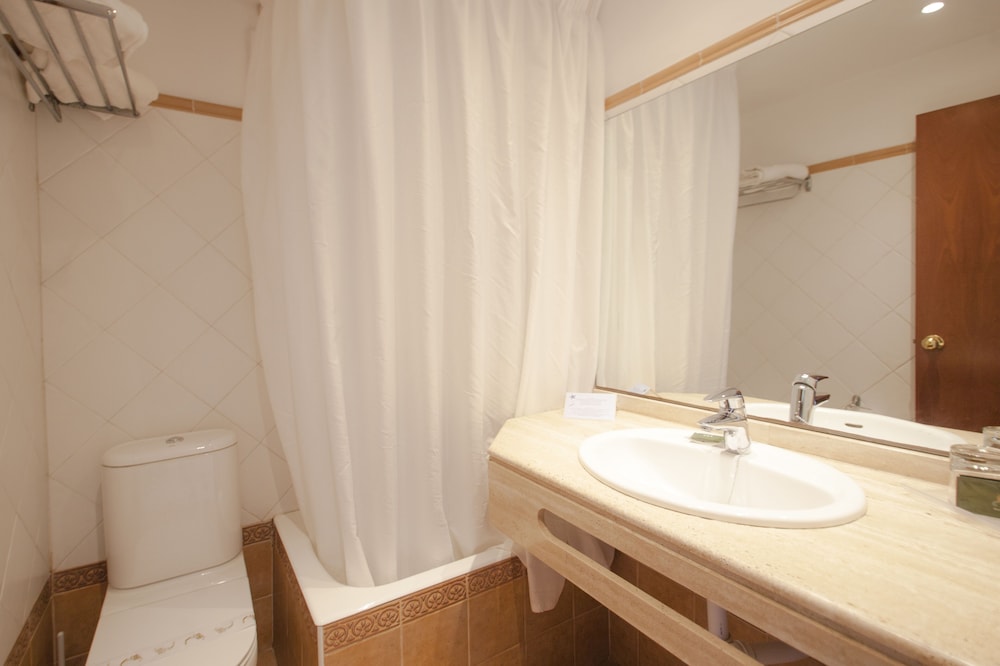 Hotel Edén Nord Soller — Hotel rooms in Puerto de Soller, Balearic Islands