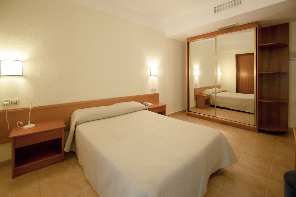 Hotel Edén Nord Soller — Hotel rooms in Puerto de Soller, Balearic Islands