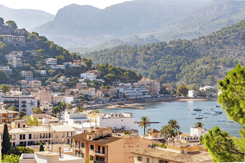 Hotel Edén Nord Soller — Attractions in the area in Puerto de Soller, Balearic Islands