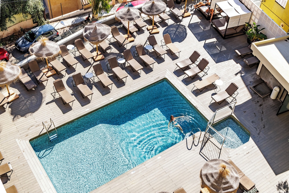 Hotel Edén Nord Soller — Swimming pool in Puerto de Soller, Balearic Islands