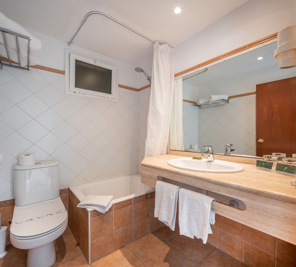 Hotel Edén Nord Soller — Hotel rooms in Puerto de Soller, Balearic Islands