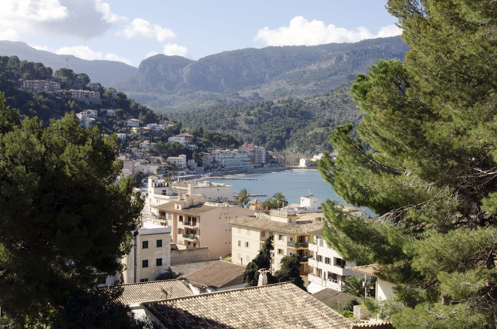 Hotel Edén Nord Soller — Attractions in the area in Puerto de Soller, Balearic Islands