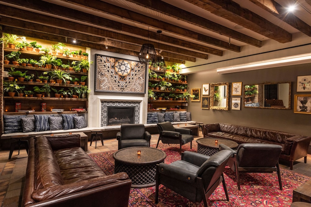 Pod 39 — Restaurant & bars in New York City, New York State