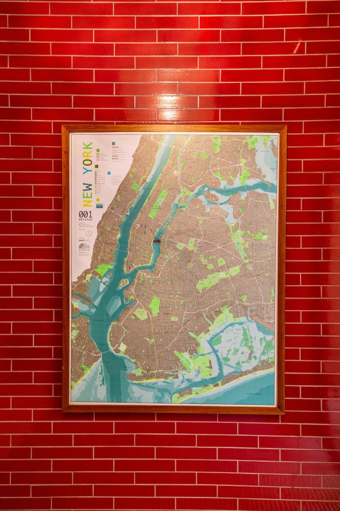 Pod 39 — Attractions in the area in New York City, New York State