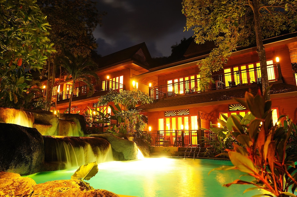 Khaolak Merlin Resort — Hotel building in Khao Lak, Phang Nga