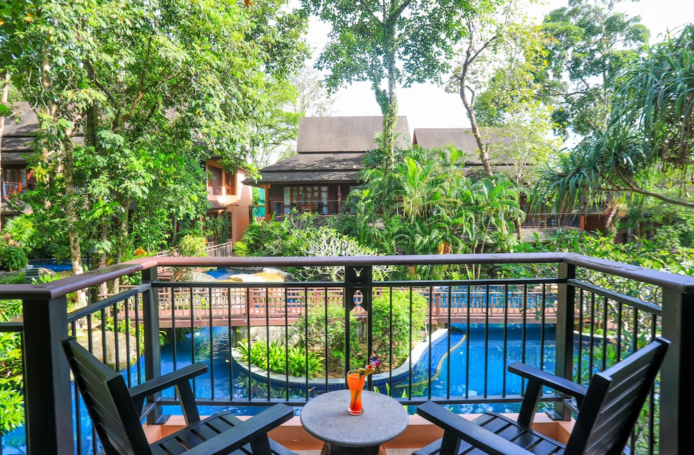 Khaolak Merlin Resort — Hotel building in Khao Lak, Phang Nga