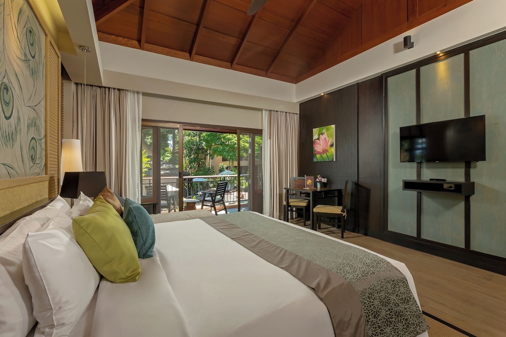 Khaolak Merlin Resort — Hotel rooms in Khao Lak, Phang Nga