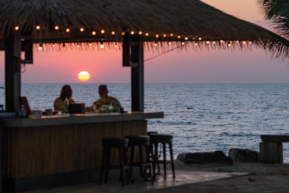 Khaolak Merlin Resort — Restaurant & bars in Khao Lak, Phang Nga
