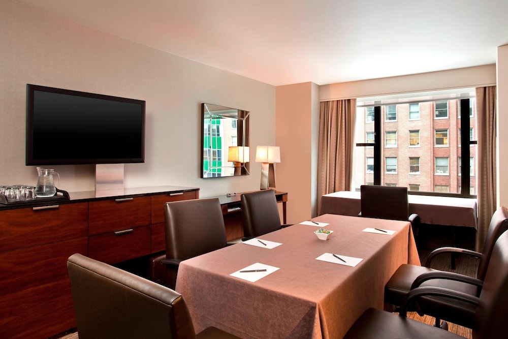 The Westin New York Grand Central — Hotel rooms in New York City, New York State