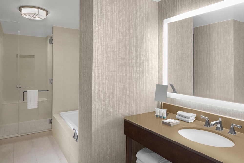 The Westin New York Grand Central — Hotel rooms in New York City, New York State