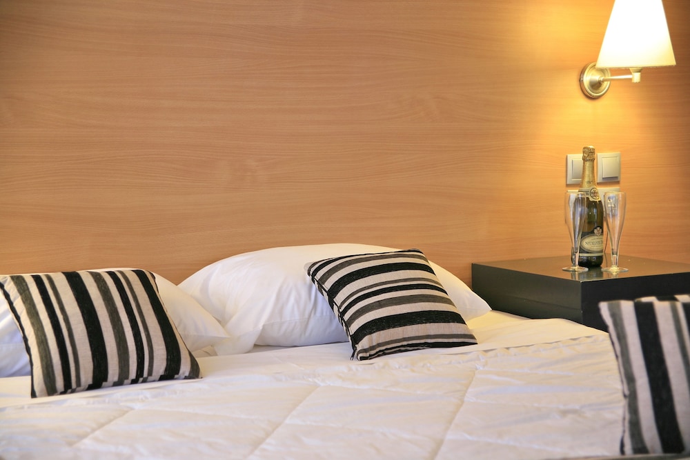 All Senses Ocean Blue Sea Side Resort & Spa By Anayia All Inclusive Resorts — Hotel rooms in Kremasti, South Aegean