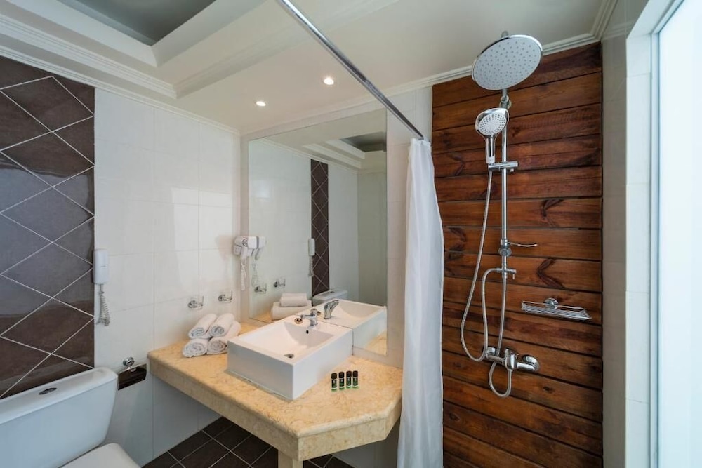 All Senses Ocean Blue Sea Side Resort & Spa By Anayia All Inclusive Resorts — Hotel rooms in Kremasti, South Aegean