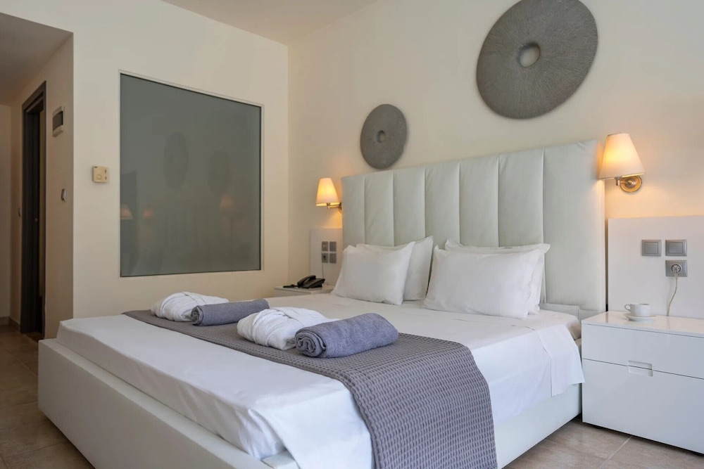 All Senses Ocean Blue Sea Side Resort & Spa By Anayia All Inclusive Resorts — Hotel rooms in Kremasti, South Aegean