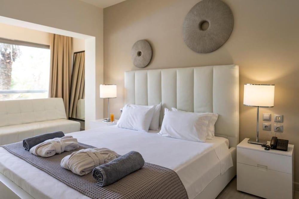 All Senses Ocean Blue Sea Side Resort & Spa By Anayia All Inclusive Resorts — Hotel rooms in Kremasti, South Aegean