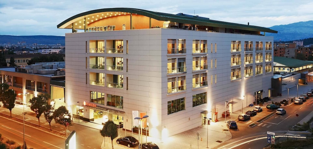 Ramada by Wyndham Podgorica - zdjęcie 2