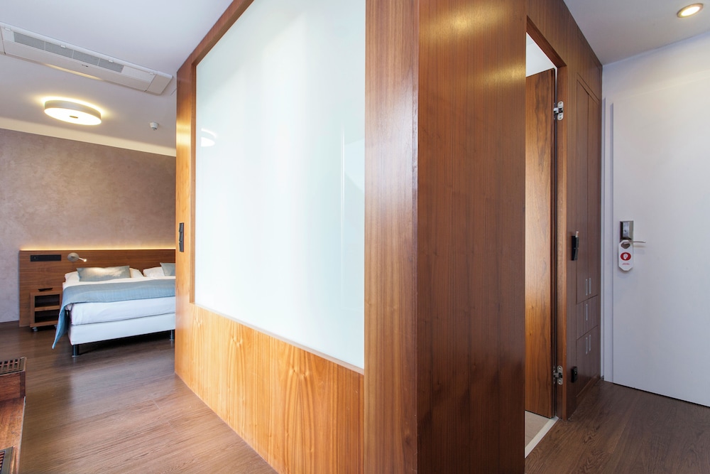Hotel Carol — Hotel rooms in Prague, Prague