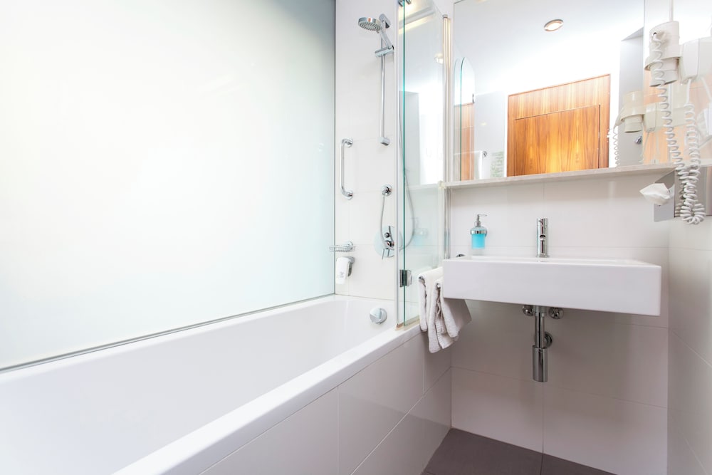 Hotel Carol — Hotel rooms in Prague, Prague