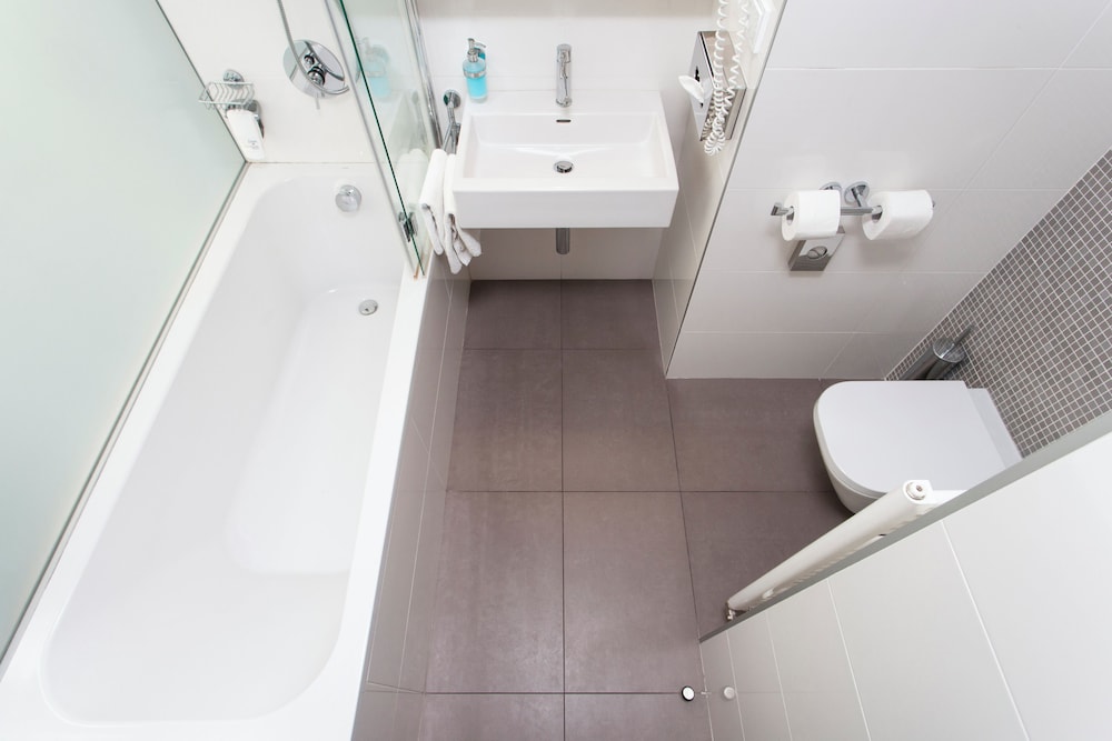 Hotel Carol — Hotel rooms in Prague, Prague