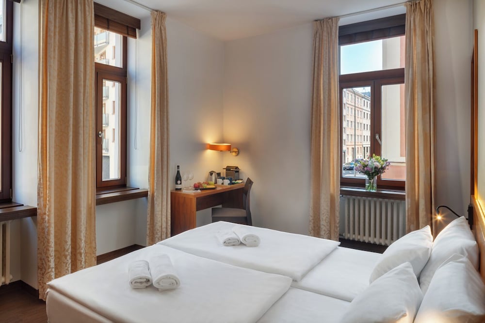 Hotel Carol — Hotel rooms in Prague, Prague