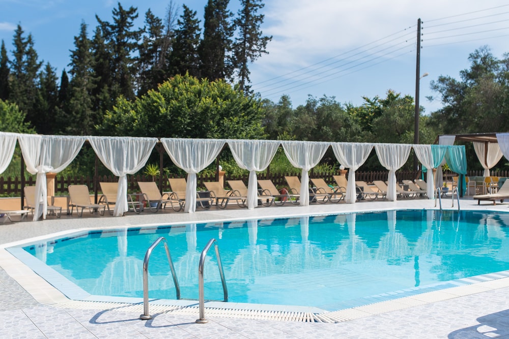 Saint Peter Bay Aparthotel by Konnect — Swimming pool in Lefkimmi (Corfu), Ionian Islands