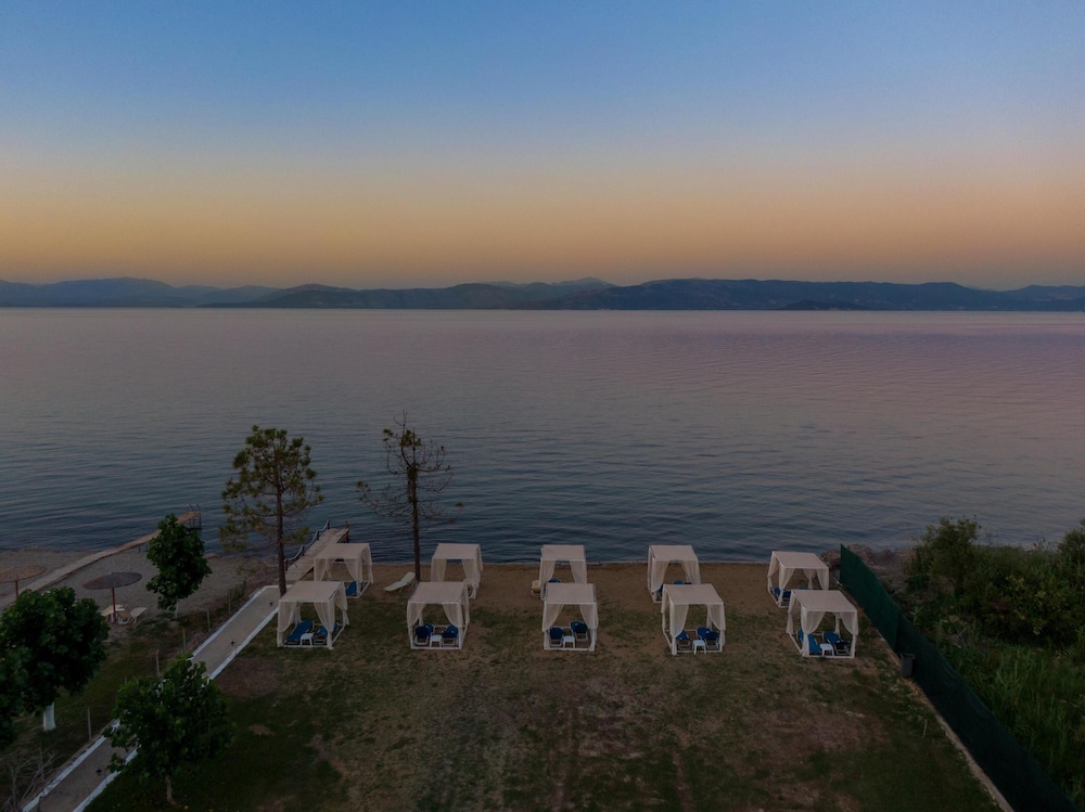 Saint Peter Bay Aparthotel by Konnect — Beach in Lefkimmi (Corfu), Ionian Islands