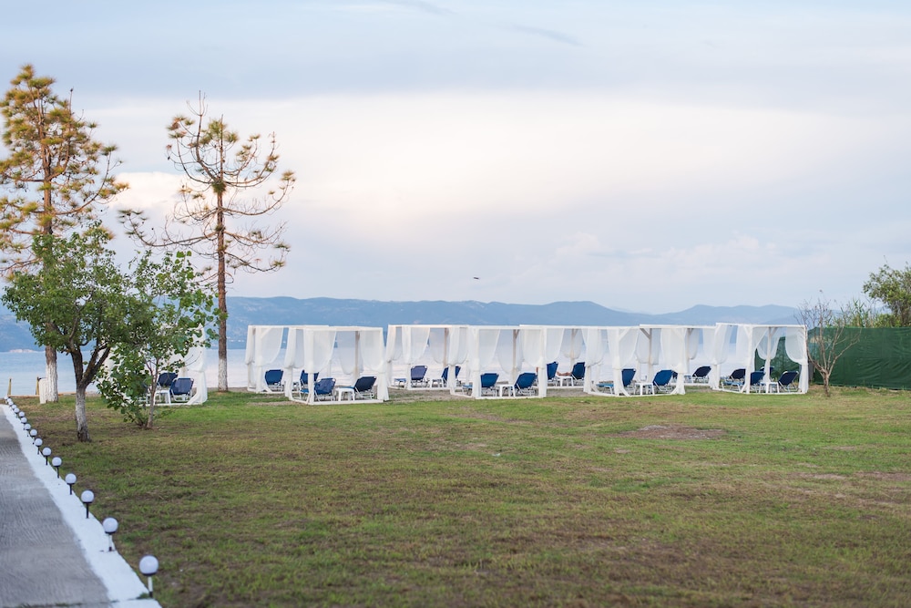 Saint Peter Bay Aparthotel by Konnect — Beach in Lefkimmi (Corfu), Ionian Islands