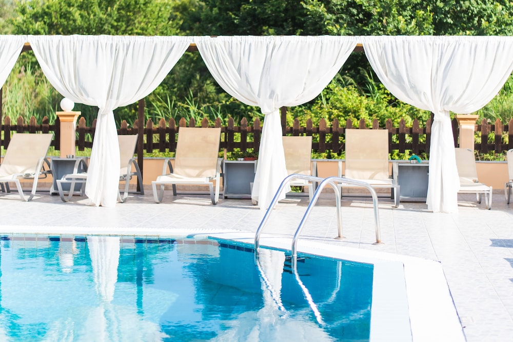Saint Peter Bay Aparthotel by Konnect — Swimming pool in Lefkimmi (Corfu), Ionian Islands
