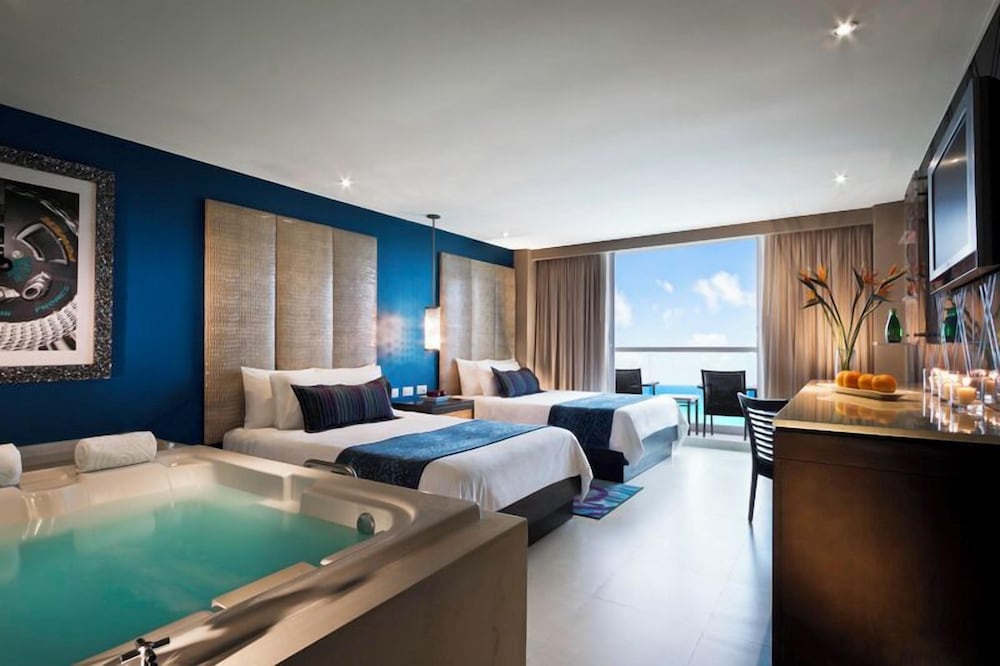 Hard Rock Hotel Cancun -  All Inclusive — Rooms in Cancun, Quintana Roo