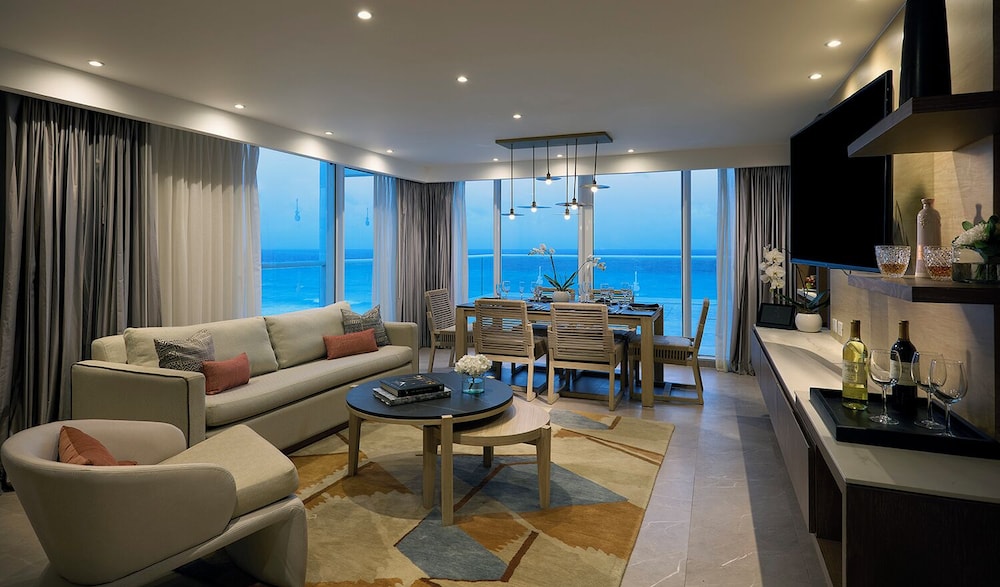 Hard Rock Hotel Cancun -  All Inclusive — Rooms in Cancun, Quintana Roo