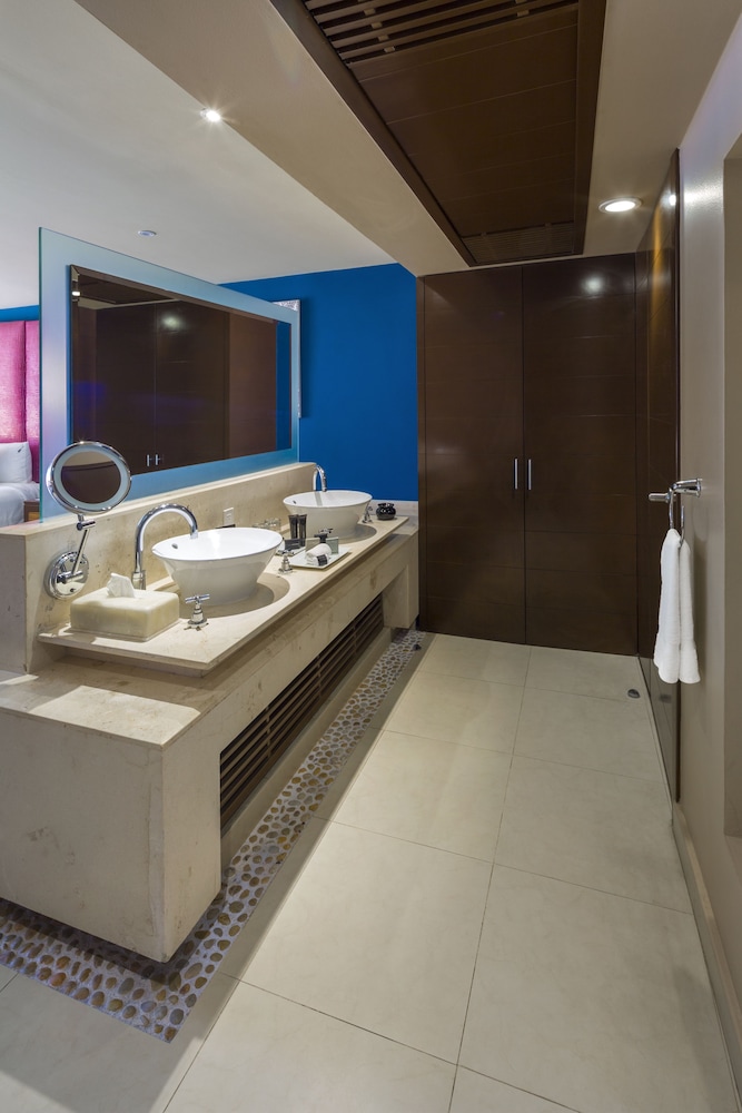 Hard Rock Hotel Cancun -  All Inclusive — Rooms in Cancun, Quintana Roo