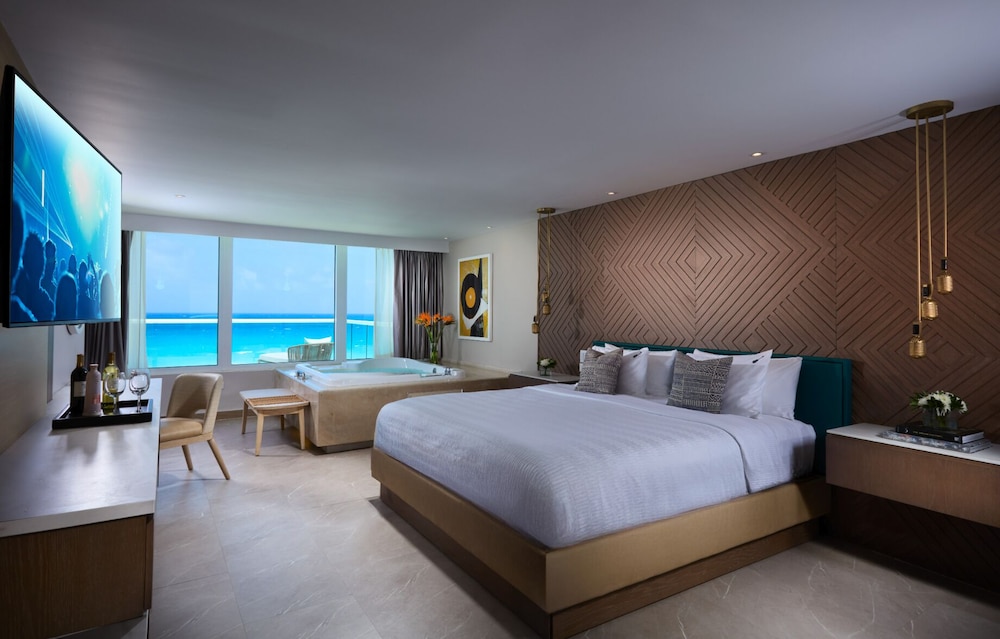 Hard Rock Hotel Cancun -  All Inclusive — Rooms in Cancun, Quintana Roo