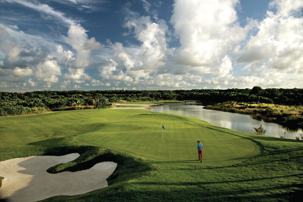 Hard Rock Hotel Cancun -  All Inclusive — On-site activities in Cancun, Quintana Roo