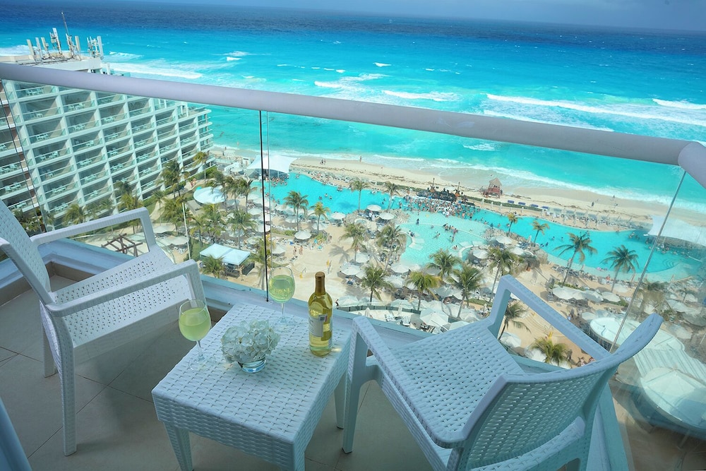Hard Rock Hotel Cancun -  All Inclusive — View in Cancun, Quintana Roo