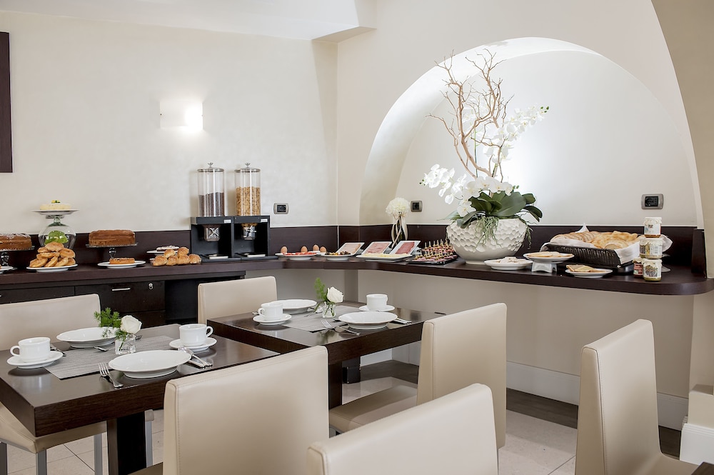 Demetra Hotel — Restaurant & bars in Rome, Lazio